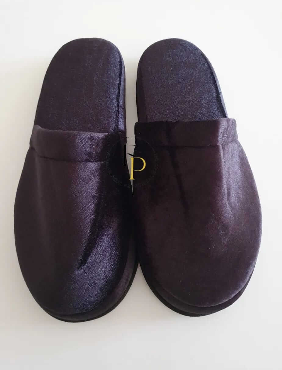 Chaussons velours effet satiné